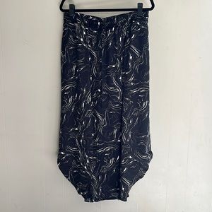 Vera Wang | Silky Flowy Marble Skirt